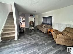 11928 68 ST NW  Edmonton, AB T5B 1P7