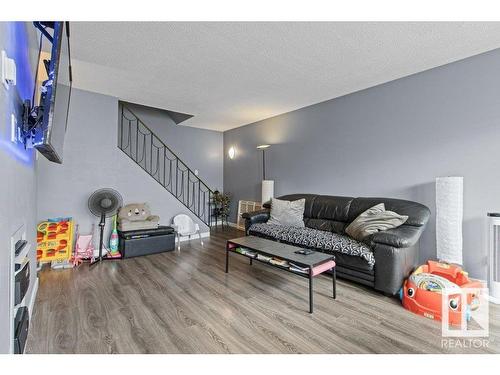 #110 7805 159 St Nw, Edmonton, AB 