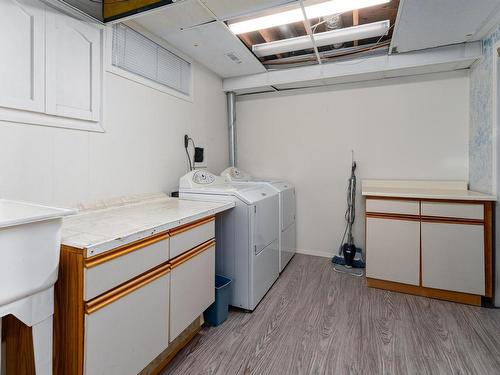 26 Lennox Drive, St. Albert, AB - Indoor Photo Showing Laundry Room