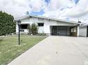 5242 47 Av, Vegreville, AB 