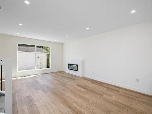 11740 91 Street, Edmonton, AB - Indoor With Fireplace