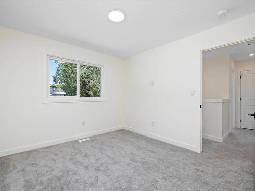 11740 91 Street, Edmonton, AB - Indoor Photo Showing Other Room