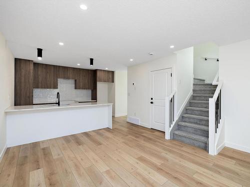 11740 91 Street, Edmonton, AB - Indoor Photo Showing Kitchen