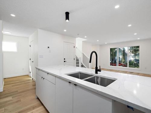 11740 91 Street, Edmonton, AB - Indoor Photo Showing Kitchen With Double Sink With Upgraded Kitchen