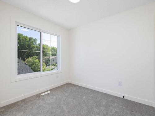 11738 91 Street, Edmonton, AB - Indoor Photo Showing Other Room