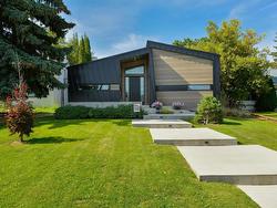 10918 117 ST NW  Edmonton, AB T5H 3N6