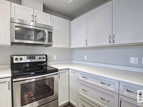 409 5029 Edgemont Boulevard, Edmonton, AB - Indoor Photo Showing Kitchen