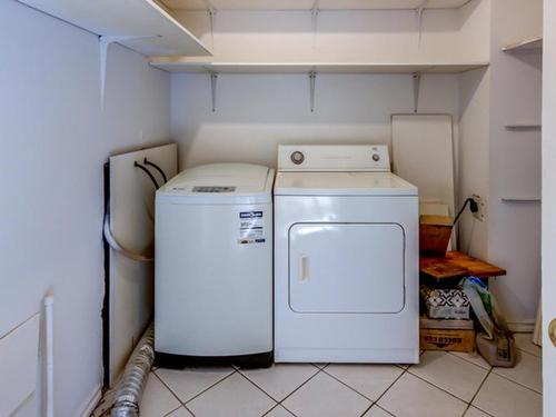 9516 127 Avenue, Edmonton, AB - Indoor Photo Showing Laundry Room