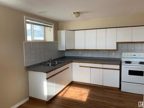 9516 127 Avenue, Edmonton, AB - Indoor Photo Showing Kitchen With Double Sink