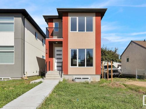 15736 106A Av Nw Nw, Edmonton, AB 