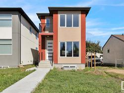 15736 106A AV NW NW  Edmonton, AB T5P 0X3