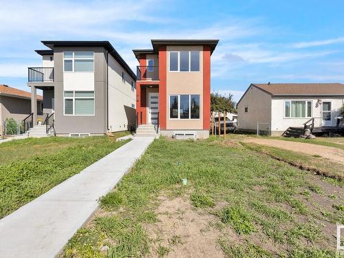 15736 106A Av Nw Nw, Edmonton, AB 