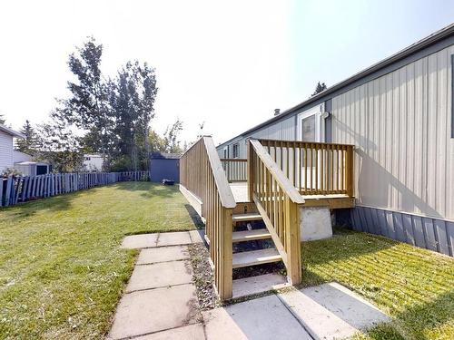 33 Maple Ridge Dr Nw, Edmonton, AB 