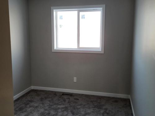 7060 181 Avenue, Edmonton, AB - Indoor Photo Showing Other Room