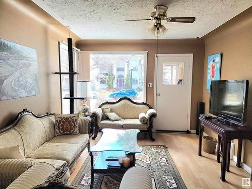 9745 94 Street, Edmonton, AB - Indoor Photo Showing Living Room