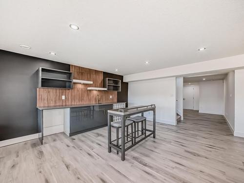 202 Fraser Wy Nw, Edmonton, AB 