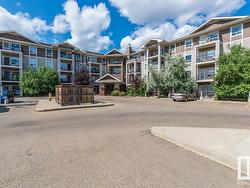 #7427 7327 SOUTH TERWILLEGAR DR NW  Edmonton, AB T6R 0L8