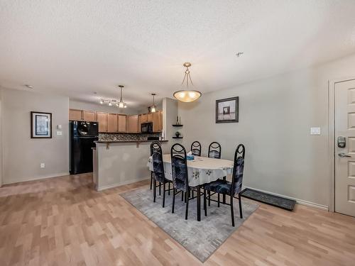 124 646 Mcallister Loop, Edmonton, AB - Indoor Photo Showing Dining Room