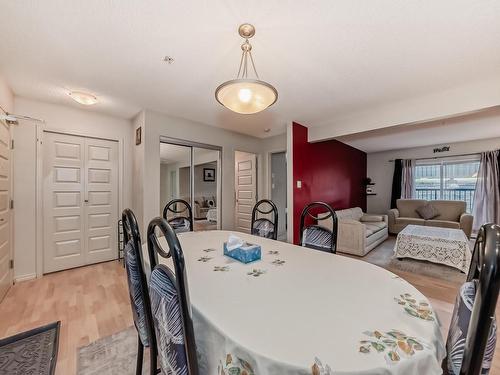 124 646 Mcallister Loop, Edmonton, AB - Indoor Photo Showing Dining Room