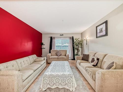 124 646 Mcallister Loop, Edmonton, AB - Indoor Photo Showing Living Room