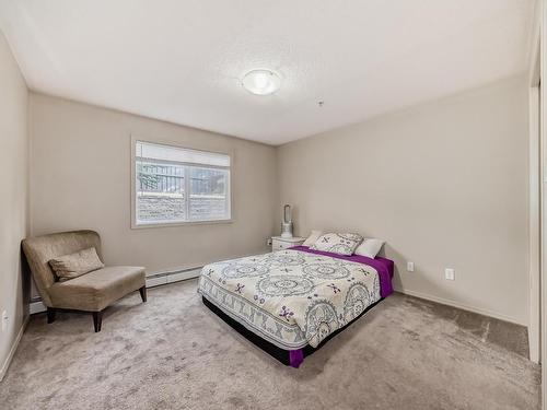 124 646 Mcallister Loop, Edmonton, AB - Indoor Photo Showing Bedroom