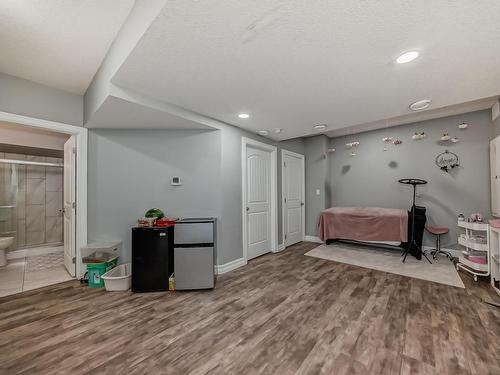 17014 62 St Nw, Edmonton, AB 