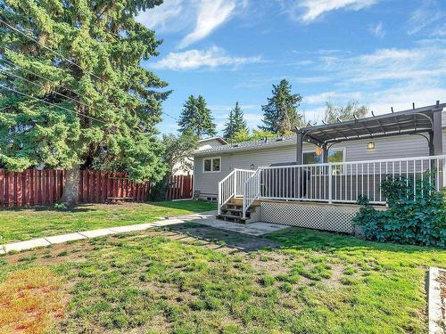 13 Dorchester Rd, Spruce Grove, AB 