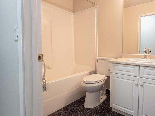 138 2741 55 Street Nw, Edmonton, AB - Indoor Photo Showing Bathroom