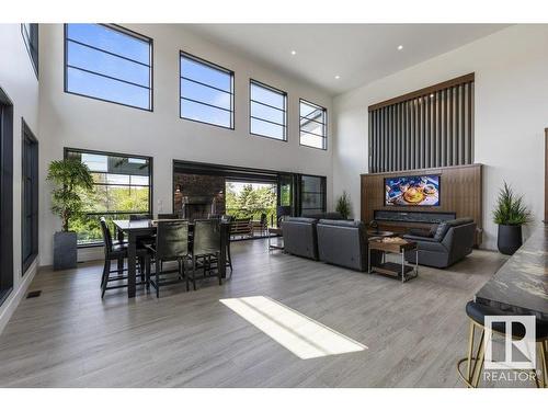 6 Lake Ridge Estates, Rural Parkland County, AB - Indoor Photo Showing Living Room