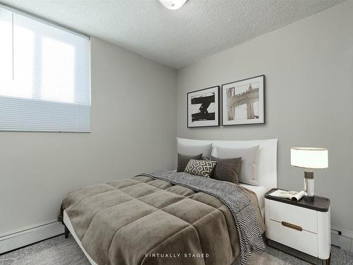 907 9730 106 Street, Edmonton, AB - Indoor Photo Showing Bedroom