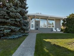 12211 41 AV NW  Edmonton, AB T6J 0V6