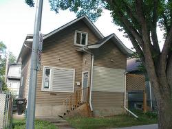 10866 92 ST NW  Edmonton, AB T5H 1V8