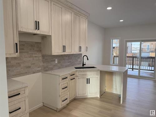 4926 57 Avenue, Cold Lake, AB - Indoor Photo Showing Kitchen With Upgraded Kitchen