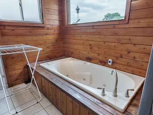 2A St Vital Avenue, St. Albert, AB - Indoor Photo Showing Bathroom