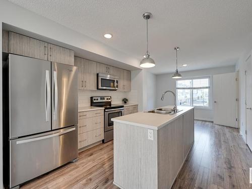 26 2215 24 Street, Edmonton, AB - Indoor Photo Showing Kitchen With Stainless Steel Kitchen With Double Sink With Upgraded Kitchen