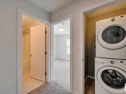 26 2215 24 Street, Edmonton, AB - Indoor Photo Showing Laundry Room