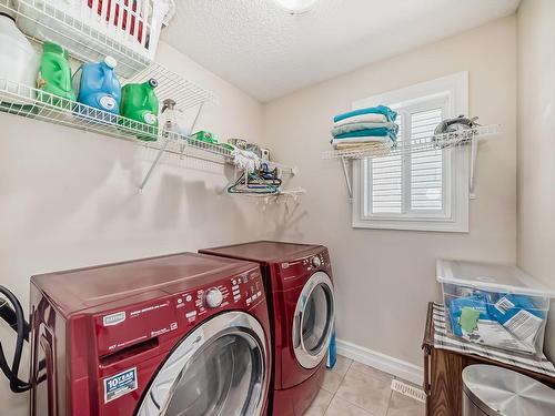 1367 117, Edmonton, AB - Indoor Photo Showing Laundry Room