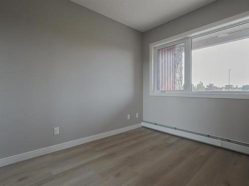 217 12804 140 Avenue, Edmonton, AB - Indoor Photo Showing Other Room