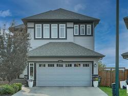 3647 8 ST NW  Edmonton, AB T6T 0S4