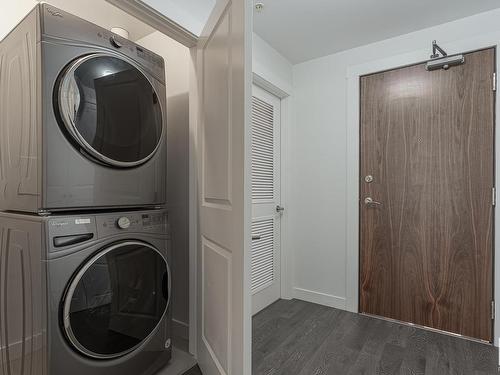 2204 9720 106 Street, Edmonton, AB - Indoor Photo Showing Laundry Room