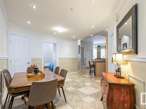 401 10106 105 Street, Edmonton, AB - Indoor Photo Showing Dining Room