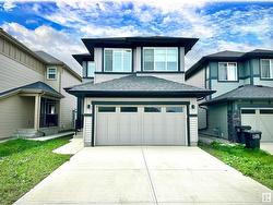 4814 KINNEY RD SW  Edmonton, AB T6W 2J8