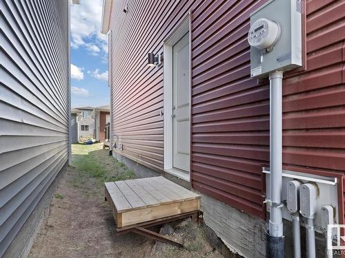 2127 Maple Road Nw, Edmonton, AB 