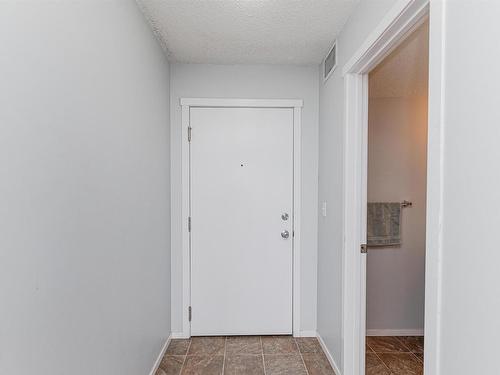 414 5390 Chappelle Road, Edmonton, AB - Indoor Photo Showing Other Room