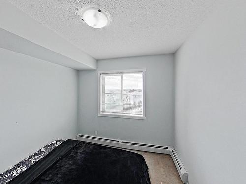 414 5390 Chappelle Road, Edmonton, AB - Indoor Photo Showing Other Room