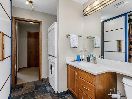 8911 97 Street, Edmonton, AB - Indoor Photo Showing Laundry Room