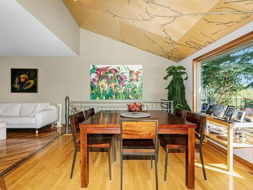 8911 97 Street, Edmonton, AB - Indoor Photo Showing Dining Room