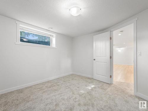 27 Sunset Bv, St. Albert, AB 