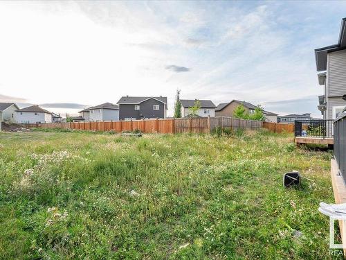 17124 68 St Nw, Edmonton, AB 