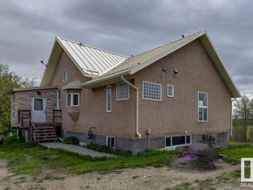 25018 Richfield Drive, Rural Sturgeon County, AB - Outdoor